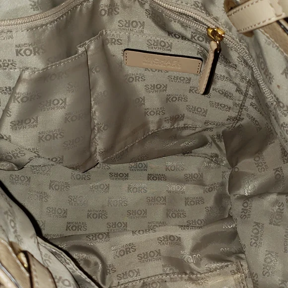 💕🔥Beige Michael Kors Bag Tote🔥💕 - Picture 11 of 12